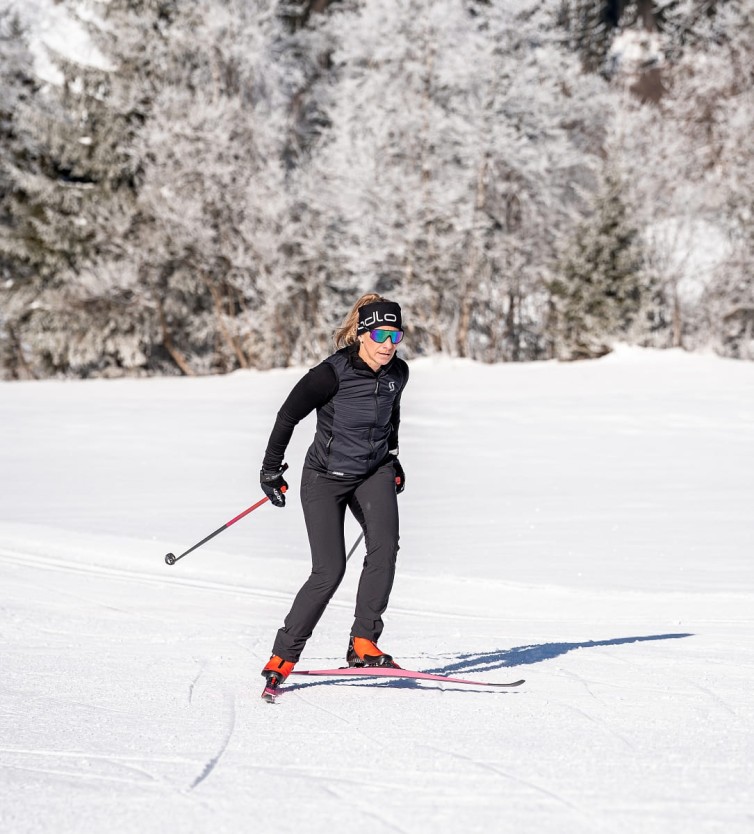 Langl&auml;uferin in verschneiter Winterlandschaft im Skiurlaub in Gro&szlig;arl. &copy;&nbsp;TVB Gro&szlig;arltal/Gipfelfieber